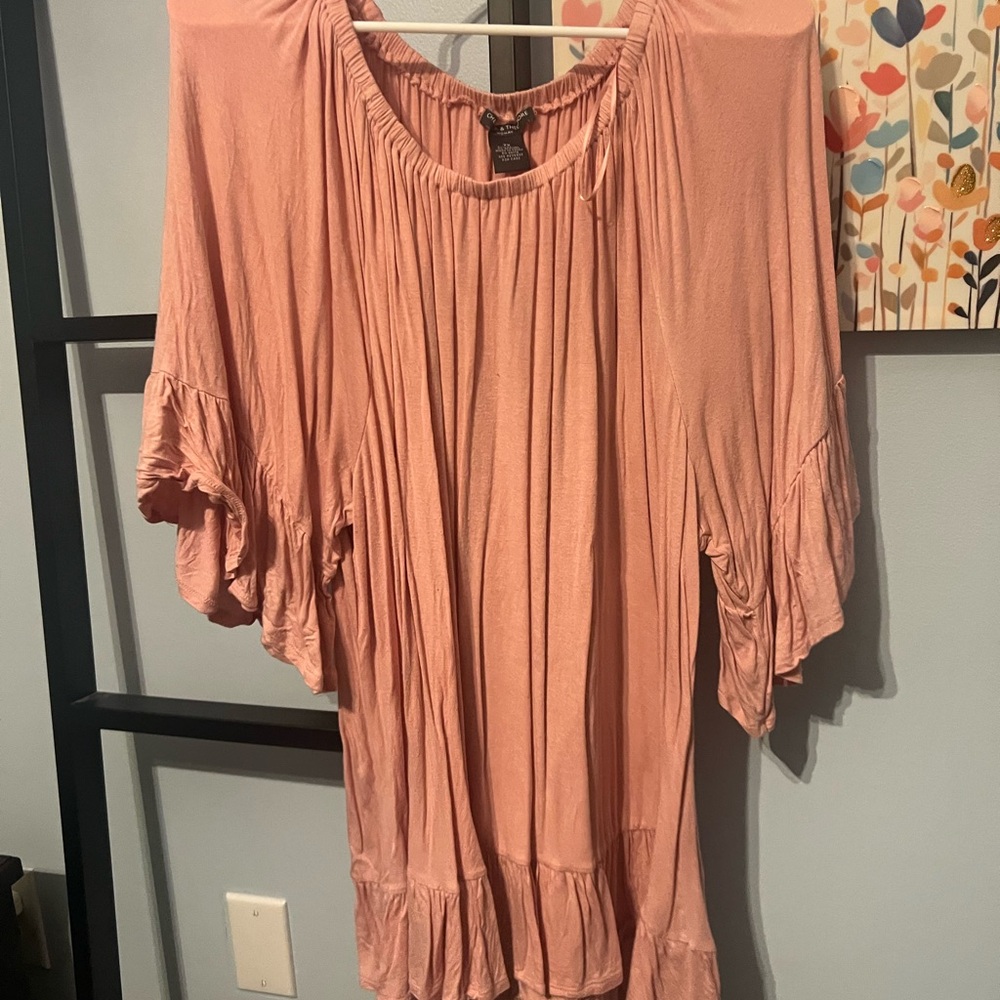 Women's Pink Top